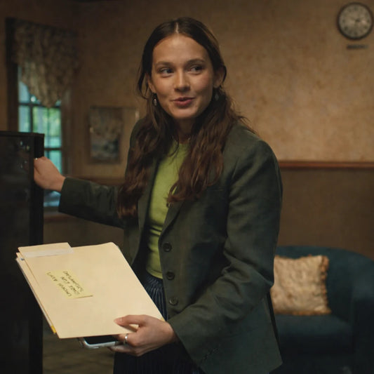 Beef S02 Cailee Spaeny Green Blazer