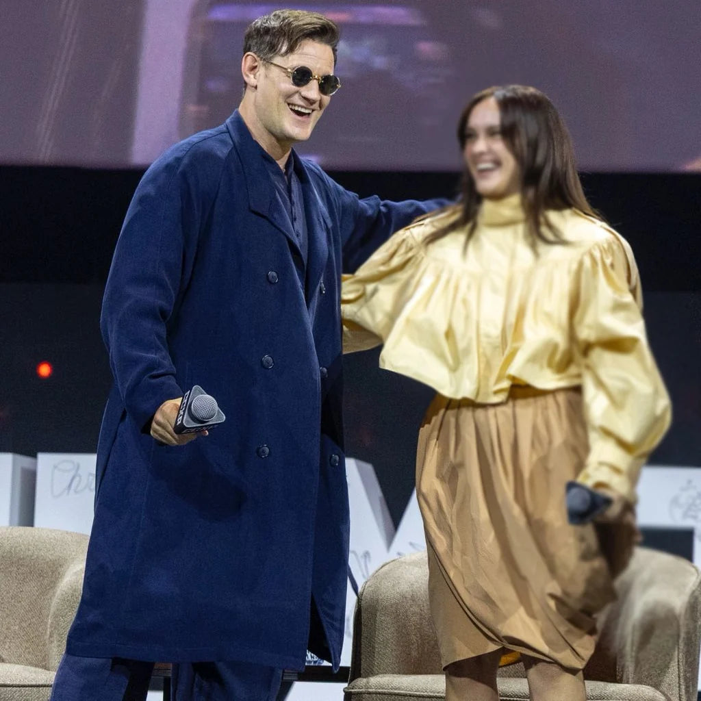 CCXP Mexico Matt Smith Blue Coat