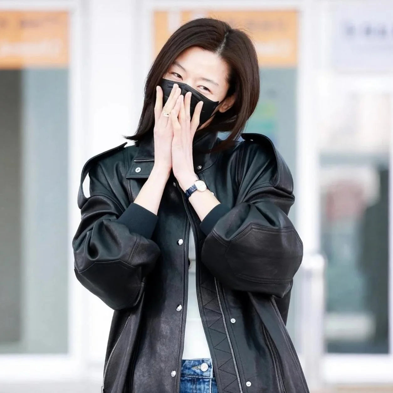 Airport Jun Ji Hyun Incheon Black Jacket